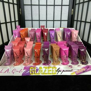 LA GIRL LIP PAINT